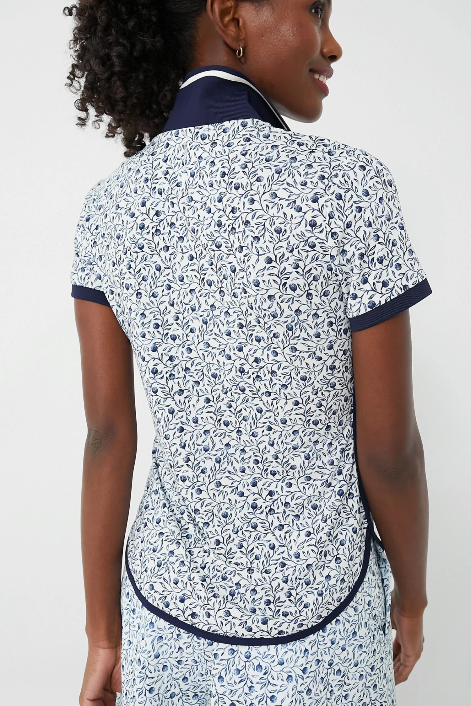 Short Sleeve Lightweight Shirttail Polo 6 Short Sleeve Lightweight Shirttail Polo - Image 4