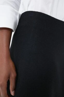 Black Knit Margaret Mini Skirt 12 Black Knit Margaret Mini Skirt -MOTHER || Veronica Beard Shop 7WjRlPiu03H8a3gtlgEVFCJhj4HwSCIo 1