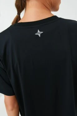 Black Cropped Ryan Boyfriend Tee -MOTHER || Veronica Beard Shop CCTNG7SVdDn7SFB64olxcGMc3nmXFGwS 1