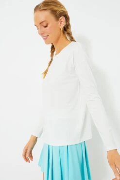 White Long Sleeve Ryan Boyfriend Tee -MOTHER || Veronica Beard Shop CdotZr00XYkZRU8lMJtHOopdHv0eNwjM 1