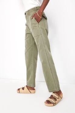 Vintage Olive Herringbone Utility Pant -MOTHER || Veronica Beard Shop Ik9UgGog8ucdc9AtJr1DBlyvemtDhtgK 1