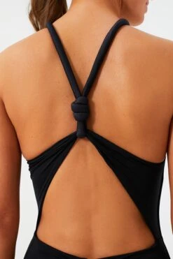 Black Tandem One Piece 12 Black Tandem One Piece -MOTHER || Veronica Beard Shop LkkUZ3swHGcahvL2xbCV8i5JXesmnrZK 1