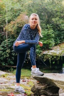 Navy Trellis Gingham Long Sleeve Ryan Boyfriend Tee -MOTHER || Veronica Beard Shop aUxq9xrj6bdINbA8zjXbRtww97pGrFJE 1