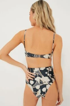 Perla Mostaza Bikini Top 11 Perla Mostaza Bikini Top -MOTHER || Veronica Beard Shop xbm4Si52eV1mmQNLuJmVHpKaI2AzmnJ2 1